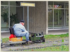 22_Die Haltestelle Dreispitz