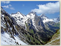 10 Tief unten das Vallon de Novel