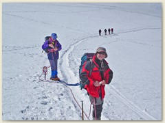 13 Kurze Verschnaufpause oberhalb des Rif. Gnifetti CAI